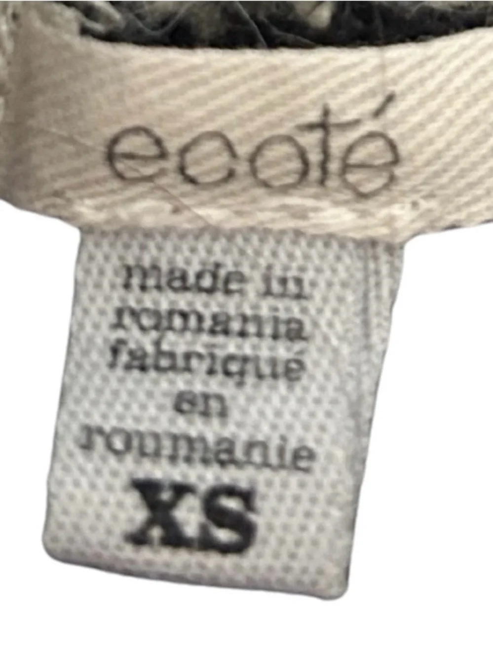 Ecote Patchwork Knit Crewneck Relaxed Sweater | Size XS | Black/Red/Multi